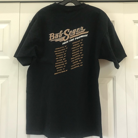 BOB SEGER FACE THE PROMISE CONCERT TEE. Tag cut out. Pit 2 Pit 21.5”, Length 28” - Picture 2 of 5